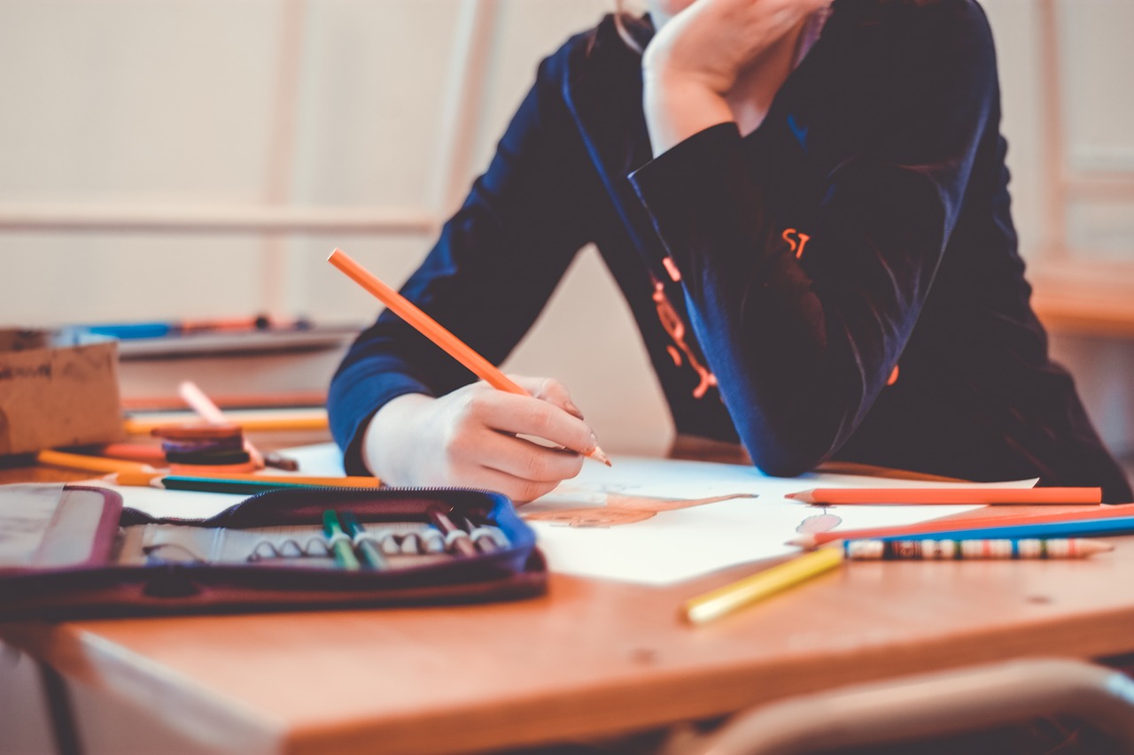The 12 Auto Sales Training Programs to Build for Your Dealership 2 Education